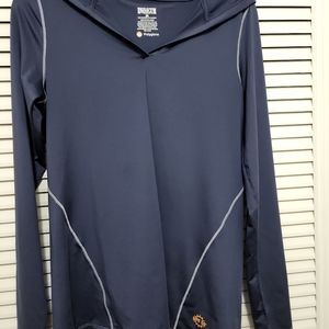 DULUTH TRADING HOODED TOP